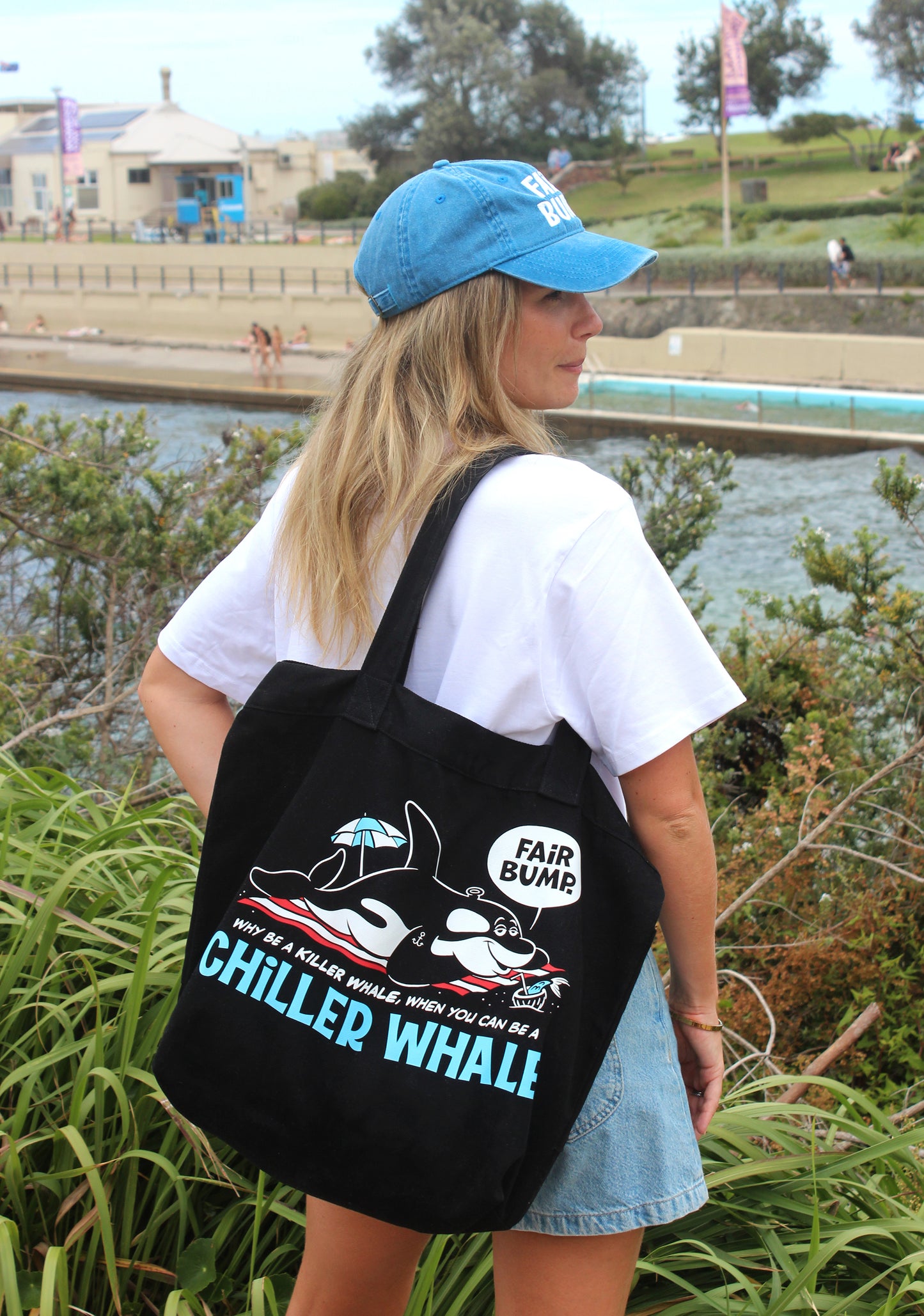 Chiller Whale Beach Bag